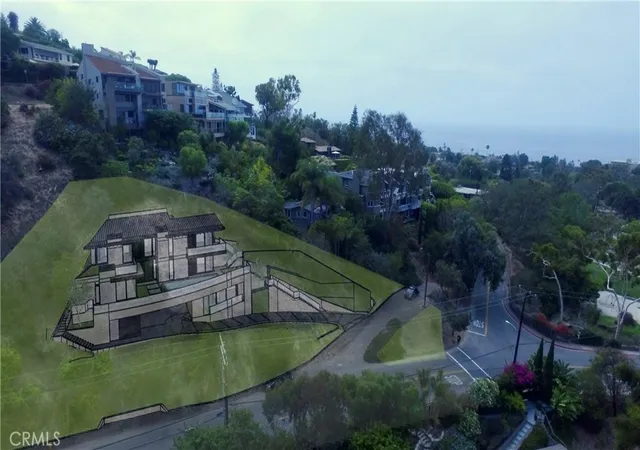 2nd image of 815 Bluebird Canyon Dr, Laguna Beach, CA 92651 | MLS# NP25055643