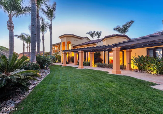 Photo 3 of Sale Pending at 2065 E La Loma Ave, Somis, CA 93066 | MLS# 225001365 | Listing updated on 2026-09-18