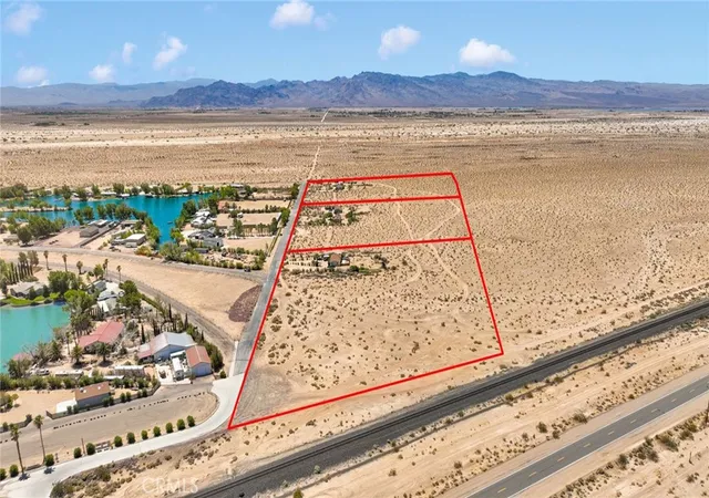 Photo 4 of Manufactured home for sale at 37132 Coyote Lake Rd, Newberry Springs, CA 92365 | MLS# HD25062231 | Listing updated on 2026-05-18