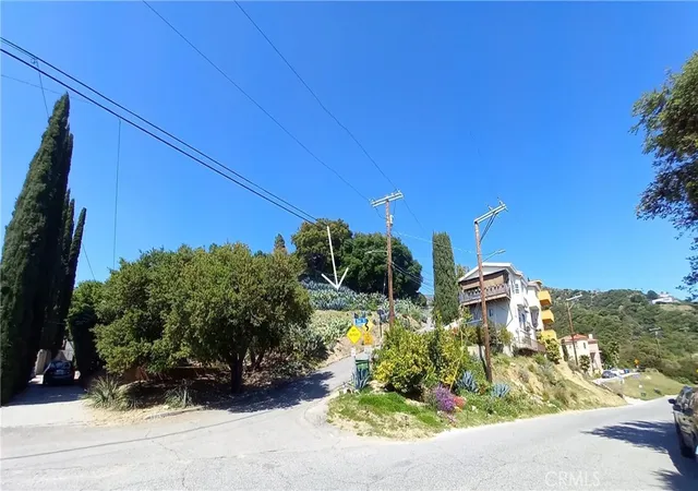 5th image of 0 Aka W Sister Elsie Dr, Tujunga, CA 91042 | MLS# CV25063029