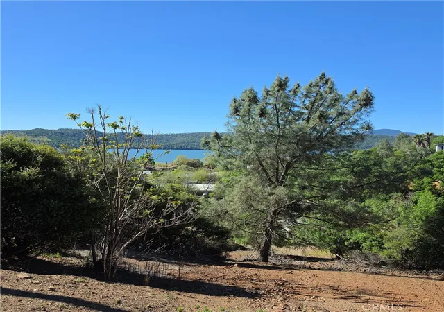 3rd image of 13477 Arrowhead Rd, Clearlake, CA 95422 | MLS# LC25053870