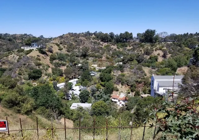 4th image of 2537 Woodstock Rd, Los Angeles, CA 90046 | MLS# SB25063986