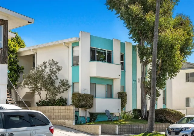 Homes for sale in Redondo Beach, CA | 1716 Camino De La Costa, Redondo Beach, CA 90277 | MLS# OC25063474