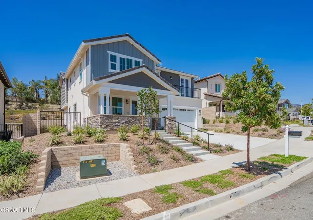 Photo 3 of Single family home for sale at 4687 Summit Ave, Simi Valley, CA 93063 | MLS# 225001462 | Listing updated on 2026-09-29