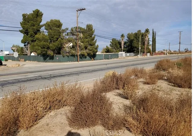 image of 700 E Vac/ave L/vic 7th Ste, Lancaster, CA 93535 | MLS# CV25068858
