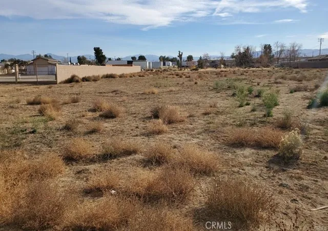 image of 700 E Vac/ave L/vic 7th Ste, Lancaster, CA 93535 | MLS# CV25068858