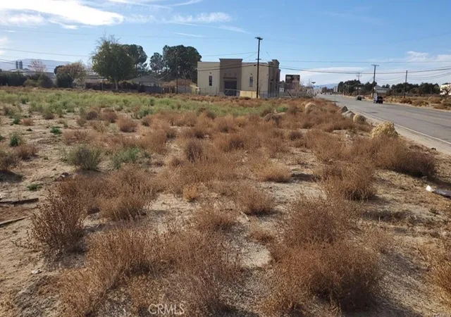 image of 700 E Vac/ave L/vic 7th Ste, Lancaster, CA 93535 | MLS# CV25068858