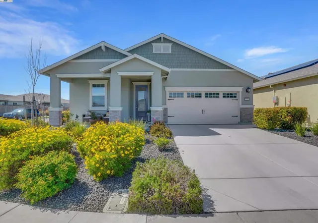 Photo 1 of Sale Pending at 2211 Lavender Pl, Rio Vista, CA 94571 | MLS# 41091394 | Listing updated on 2026-05-18