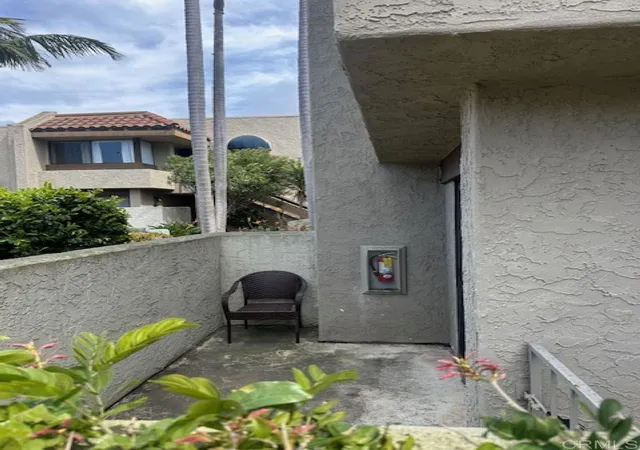 Photo 11 of Sale Pending at 13765 Mango Dr, Del Mar, CA 92014 | MLS# NDP2503049 | Listing updated on 2026-07-17