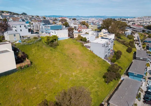 Homes for sale in San Francisco, CA | 132 Bache St, San Francisco, CA 94110 | MLS# ML82000346