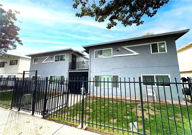 Multi family home for sale at 421 N Rose St, Anaheim, CA 92805 | MLS# OC25070755
