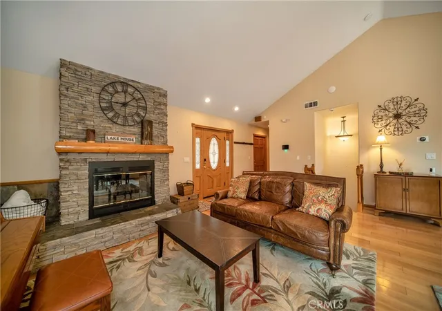 Photo 1 of Single family home for sale at 27391 Cottonwood Ln, Lake Arrowhead, CA 92352 | MLS# CV25065519 | Listing updated on 2026-10-09