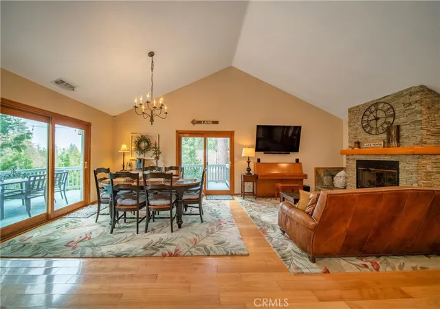 Photo 3 of Single family home for sale at 27391 Cottonwood Ln, Lake Arrowhead, CA 92352 | MLS# CV25065519 | Listing updated on 2026-10-09