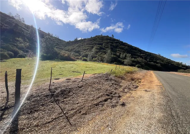 3rd image of 64031 Lockwood San Lucas, Lockwood, CA 93932 | MLS# NS25069107