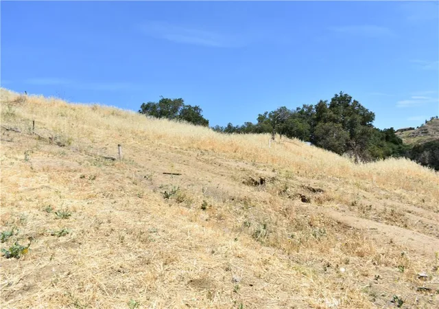 Homes for sale in Val Verde, CA | 0 Val Verde Rd, Val Verde, CA 91384 | MLS# HD25051675