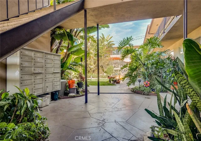 Homes for sale in Long Beach, CA | 1023 E 1St St, Long Beach, CA 90802
