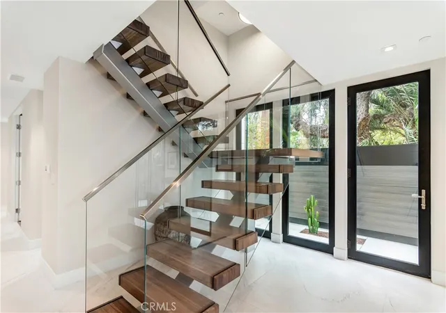 Photo 2 of Townhouse for sale at 34621 Via Catalina, Capistrano Beach, CA 92624 | MLS# DW25074550 | Listing updated on 2026-09-15