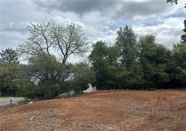Photo 4 of Land for sale at 8505 Harbor View Dr, Kelseyville, CA 95451 | MLS# LC25075408 | Listing updated on 2026-06-26
