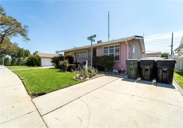 Homes for sale in Montebello, CA | 217 Dochan Cir, Montebello, CA 90640 | MLS# PW25076552