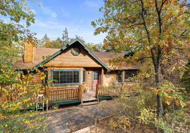 Photo 2 of Single family home for sale at 1464 Rockspray Dr, Big Bear Lake, CA 92315 | MLS# 219128088DA | Listing updated on 2026-03-28