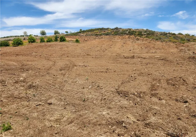 Photo 6 of Sale Pending at 0 Menifee Rd, Murrieta, CA 92563 | MLS# PW25076917 | Listing updated on 2026-03-08