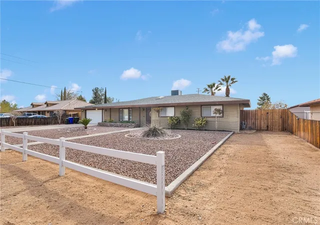 Homes for sale in Apple Valley, CA | 13206 Winona Rd, Apple Valley, CA 92308 | MLS# HD25065495
