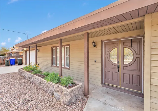 Homes for sale in Apple Valley, CA | 13206 Winona Rd, Apple Valley, CA 92308 | MLS# HD25065495