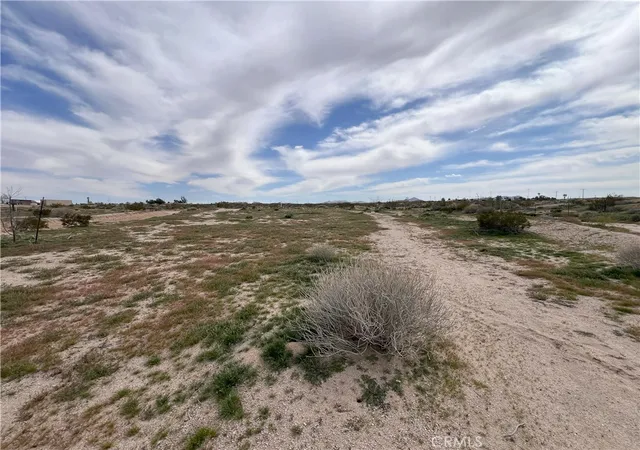 Photo 2 of Land for sale at 0 Osage St, Barstow, CA 92311 | MLS# HD25078948 | Listing updated on 2026-04-07