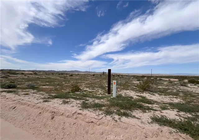 Photo 3 of Land for sale at 0 Osage St, Barstow, CA 92311 | MLS# HD25078948 | Listing updated on 2026-04-07
