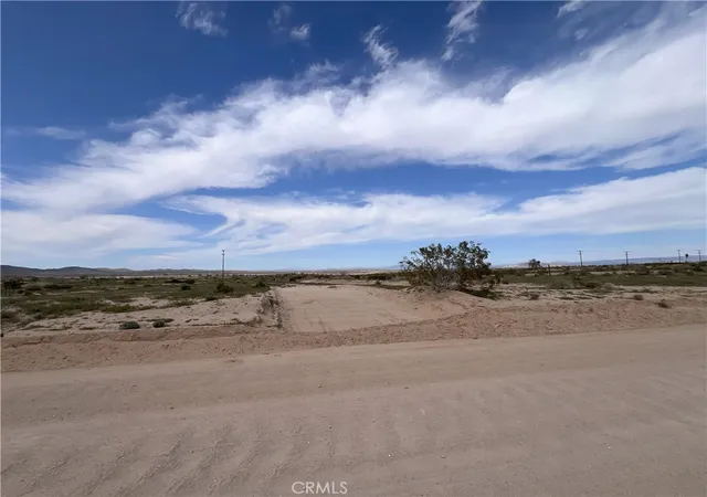 Photo 4 of Land for sale at 0 Osage St, Barstow, CA 92311 | MLS# HD25078948 | Listing updated on 2026-04-07