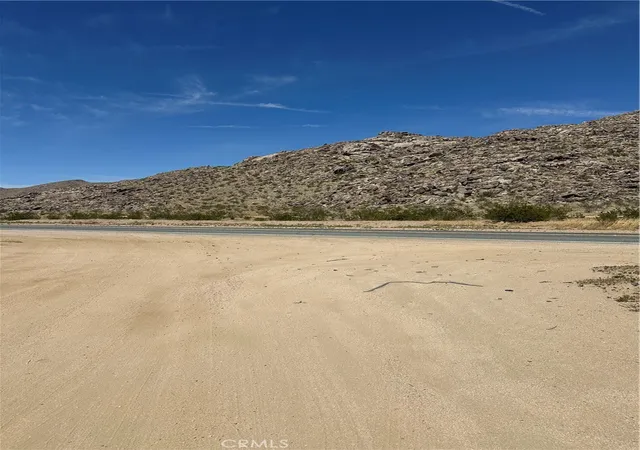 2nd image of 0 Laramie St, Apple Valley, CA 92308 | MLS# CV25080461