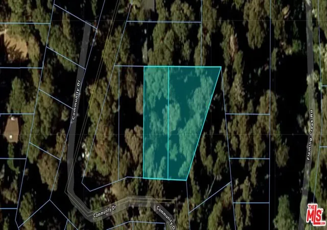1st image of 0 Community Dr, Lake Arrowhead, CA 92352 | MLS# 25524491