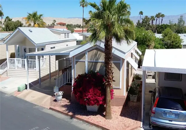 3rd image of 69801 Ramon Rd #142, Cathedral City, CA 92234 | MLS# OC25080840