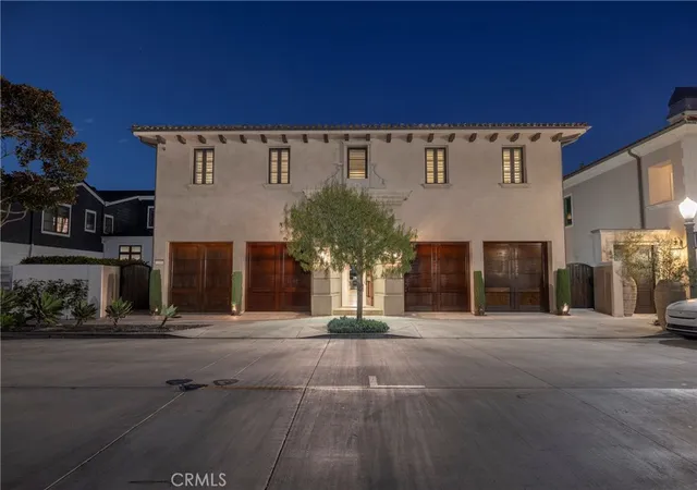 1st image of 2258 Channel Rd, Newport Beach, CA 92661 | MLS# NP25081959