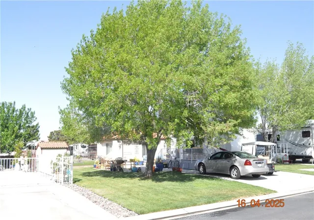 5th image of 11624 Ridgemark Rd, Apple Valley, CA 92308 | MLS# HD25081306