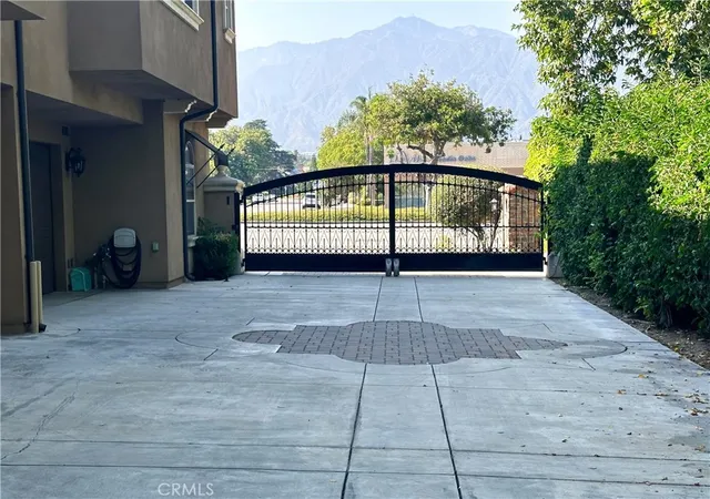 Photo 1 of Condo for sale at 726 W Huntington Dr #B, Arcadia, CA 91007 | MLS# WS25081972 | Listing updated on 2026-01-01