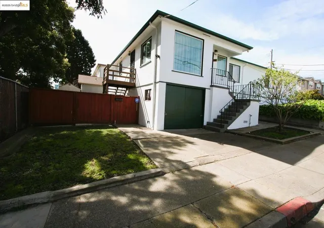 Photo 2 of Single family home for sale at 5312 Sacramento Ave, Richmond, CA 94804 | MLS# 41093616 | Listing updated on 2026-05-22