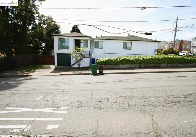 Photo 3 of Single family home for sale at 5312 Sacramento Ave, Richmond, CA 94804 | MLS# 41093616 | Listing updated on 2026-05-22