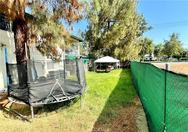11th image of 610 E Lugonia Ave #4, Redlands, CA 92374 | MLS# WS25085542