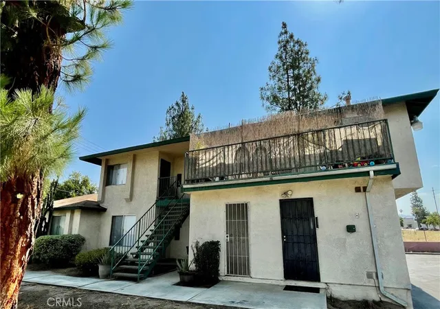 1st image of 610 E Lugonia Ave #4, Redlands, CA 92374 | MLS# WS25085542