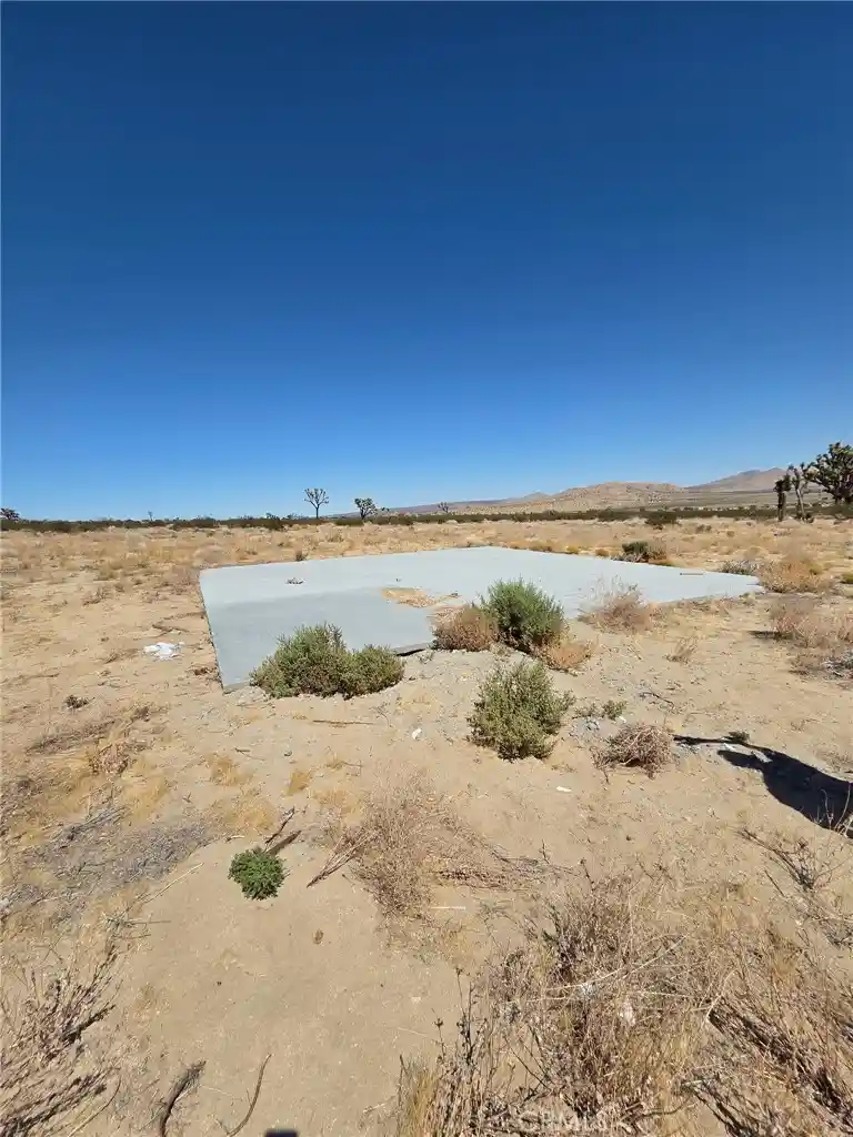 Photo 1 of Land for sale at 137 E Ave N6, Palmdale, CA 93591 | MLS# SR25082923 | Listing updated on 2026-10-10