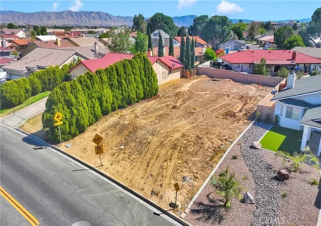 Photo 4 of Land for sale at 18505 Kalin Ranch Dr, Victorville, CA 92395 | MLS# HD25087501 | Listing updated on 2026-04-13