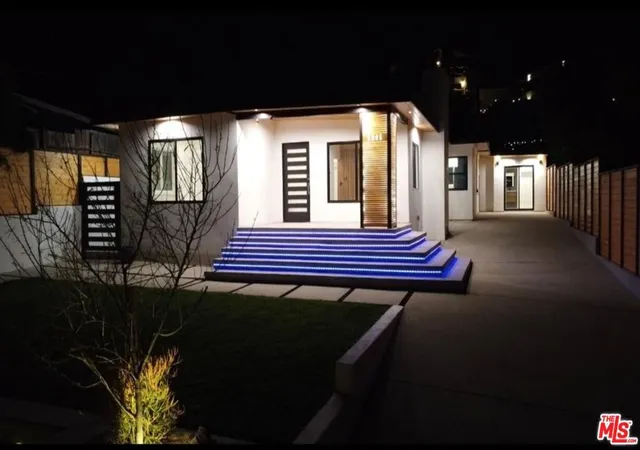 4th image of 5005 Catalon Ave, Woodland Hills, CA 91364 | MLS# 25528403