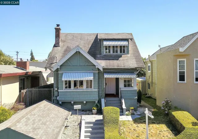 Photo 3 of Sale Pending at 1322 Virginia, Berkeley, CA 94702 | MLS# 41094422 | Listing updated on 2026-07-15