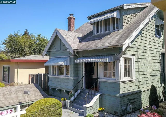 Photo 4 of Sale Pending at 1322 Virginia, Berkeley, CA 94702 | MLS# 41094422 | Listing updated on 2026-07-15