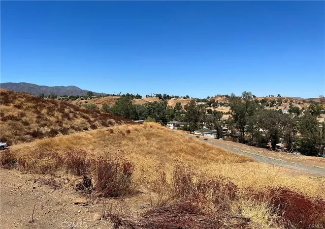 Photo 3 of Land for sale at 5 Stecher Ave, Lake Elsinore, CA 92530 | MLS# SW25091169 | Listing updated on 2026-04-18