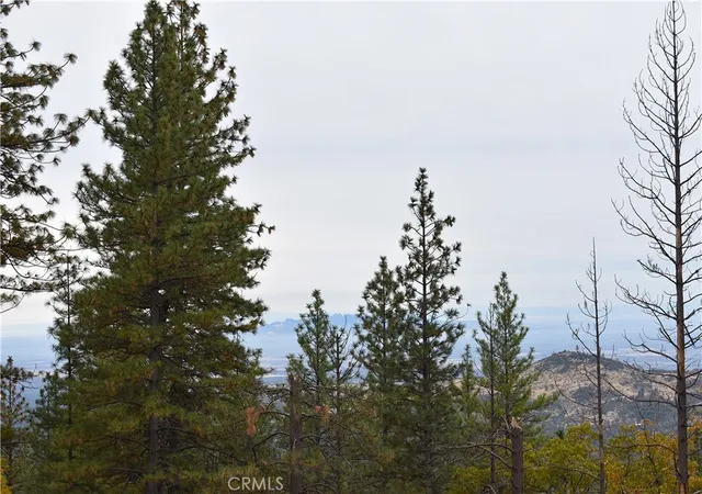 Photo 2 of Manufactured home for sale at 233 Renegade Rd, Oroville, CA 95966 | MLS# OR25092198 | Listing updated on 2026-05-28