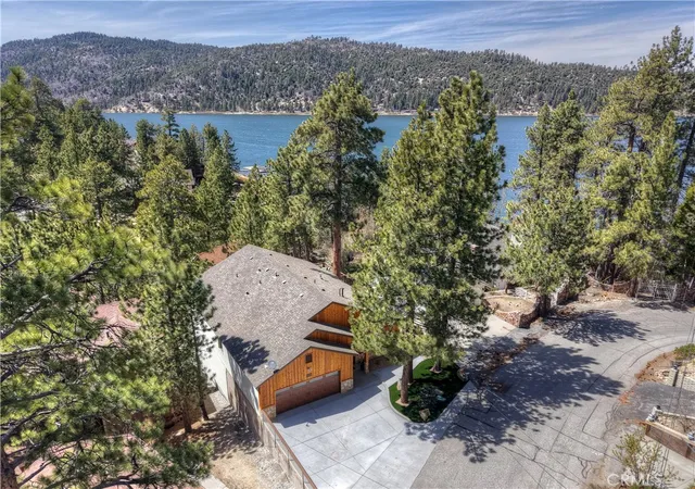 Homes for sale in Big Bear Lake, CA | 39080 Waterview Dr, Big Bear Lake, CA 92315 | MLS# IG25092238