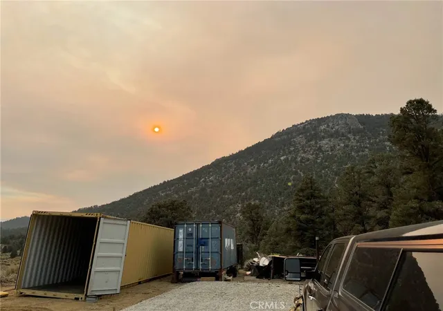 3rd image of 0 Long Canyon Trl, Unincorporated, CA 93527 | MLS# PW25092228