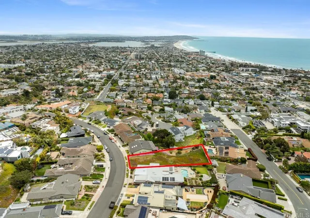 Photo 4 of Land for sale at 5452 Moonlight Ln, La Jolla, CA 92037 | MLS# NDP2504094 | Listing updated on 2026-04-07